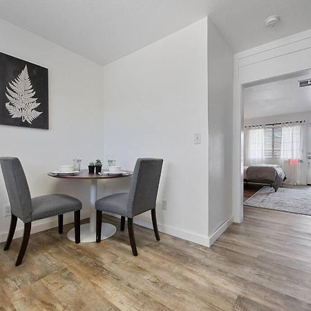Апартаменты Couples Studio 1 W Full Kitchen Окхерст Экстерьер фото